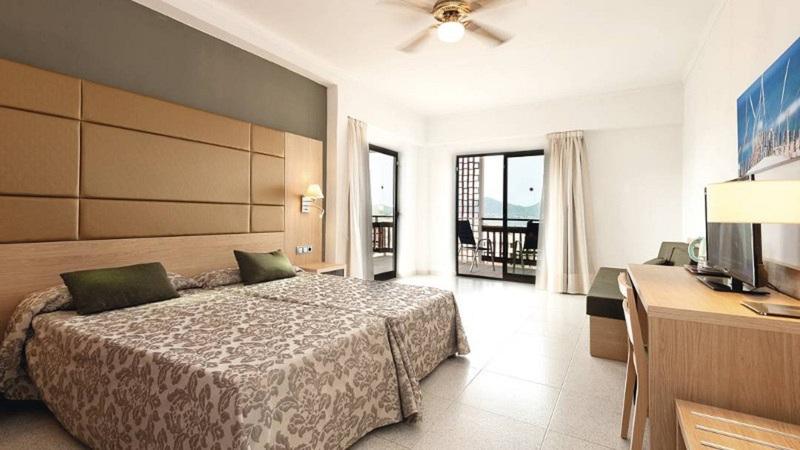 Hotel Talayot à Cala'N Blanes  Extérieur photo